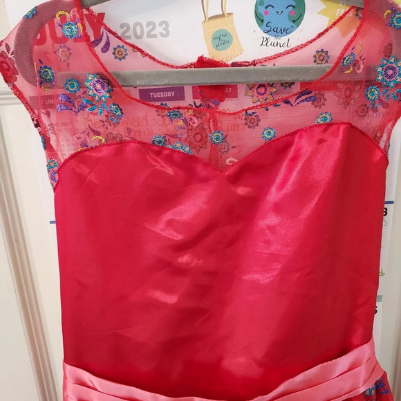 Disney Elena of Avalor Prestige Ball Gown Girls' Costume in Size 7/8 Medium - Picture 3 of 15